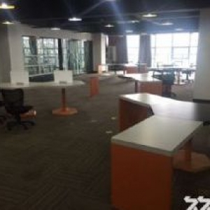 405平办公室出租一个月4200元