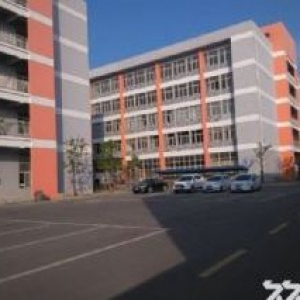 145平精装修厂房带办公室出租