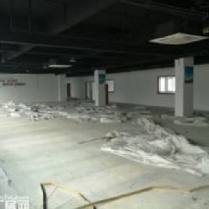 一楼1200平方 适合展厅 进大车方