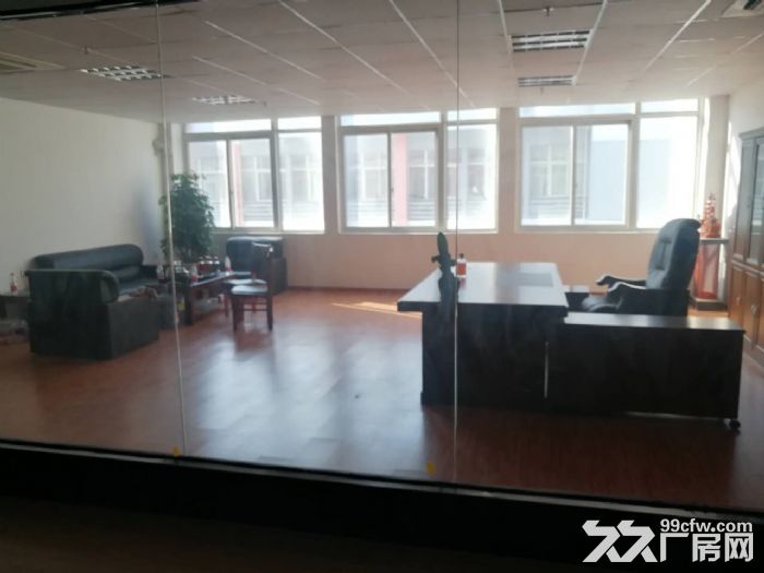 915平精装修厂房带办公室出租-图4